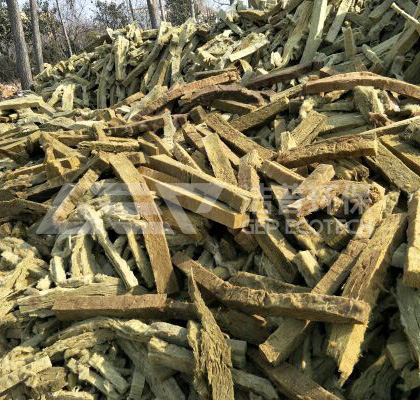 廢舊巖棉怎么處理？廢舊巖棉粉碎機(jī)為您助力