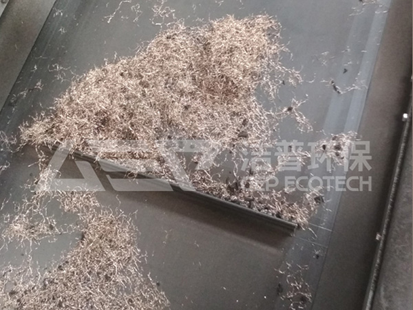 廢舊輪胎破碎裂解生產(chǎn)線，附舊輪胎破碎裂解工藝流程