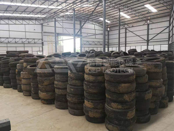 廢舊輪胎破碎機(jī)多少錢一臺(tái)